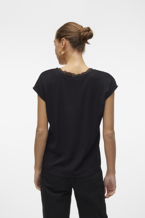 Vero Moda zwarte dames t-shirt | Model achteraanzicht