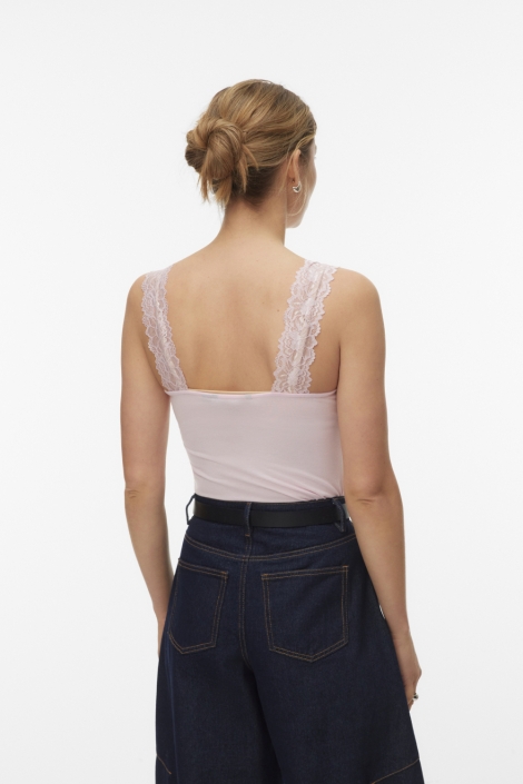 Vero Moda roze dames top | Model achteraanzicht