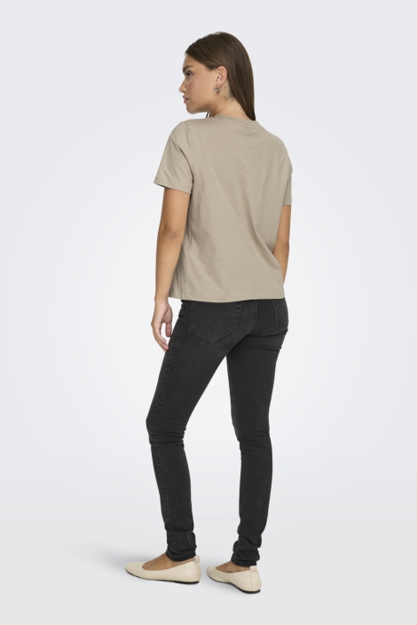 Jacqueline de Yong camel dames t-shirt | Model