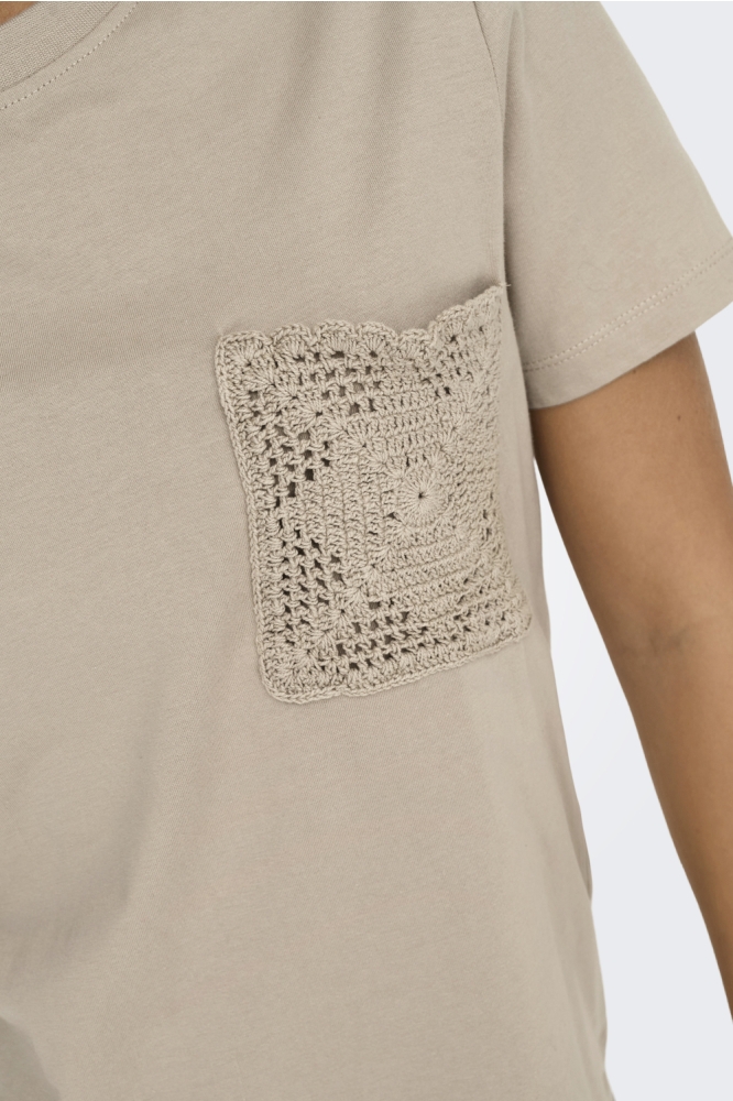 Jacqueline de Yong camel dames t-shirt | Kleurstaal