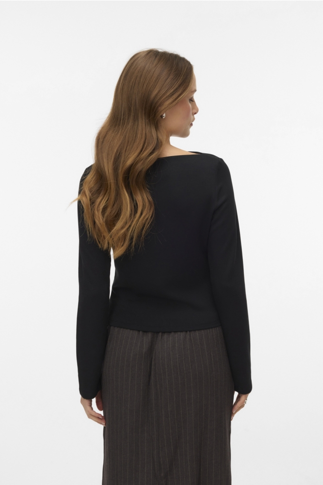 Vero Moda zwarte dames t-shirt | Model achteraanzicht