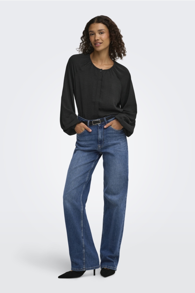 Jacqueline de Yong zwarte dames blouse | Model