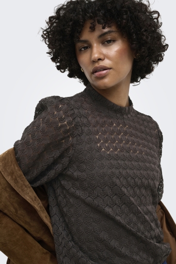 Jacqueline de Yong Top JDYAVERY L/S LACE TOP JRS NOOS 15268408 CHOCOLATE TORTE