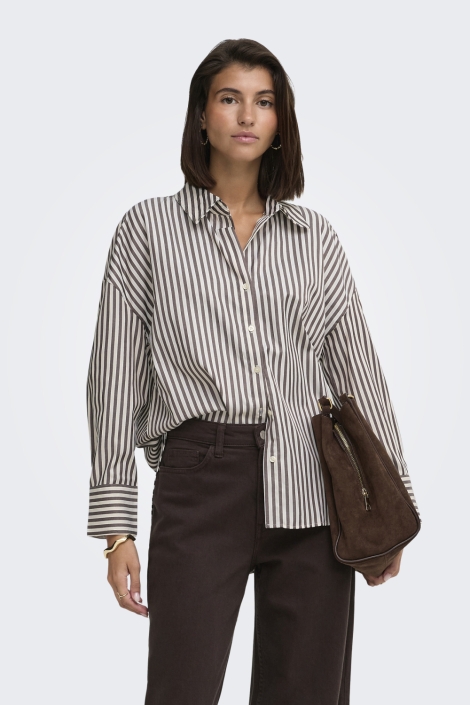 Jacqueline de Yong witte dames blouse | Model vooraanzicht