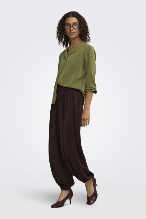 Jacqueline de Yong groene dames blouse | Model