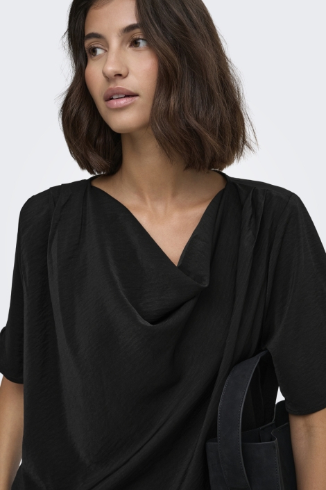Jacqueline de Yong zwarte dames t-shirt | Close up