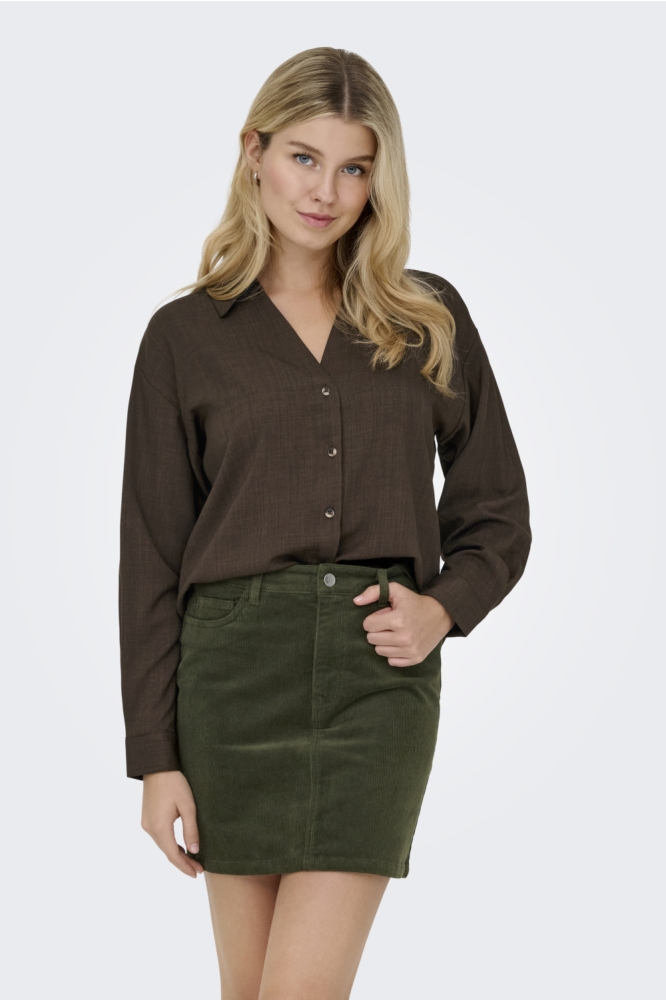 Jacqueline de Yong bruine dames blouse | Model vooraanzicht