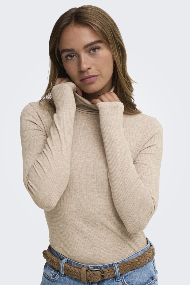 Jacqueline de Yong beige dames top | Model vooraanzicht