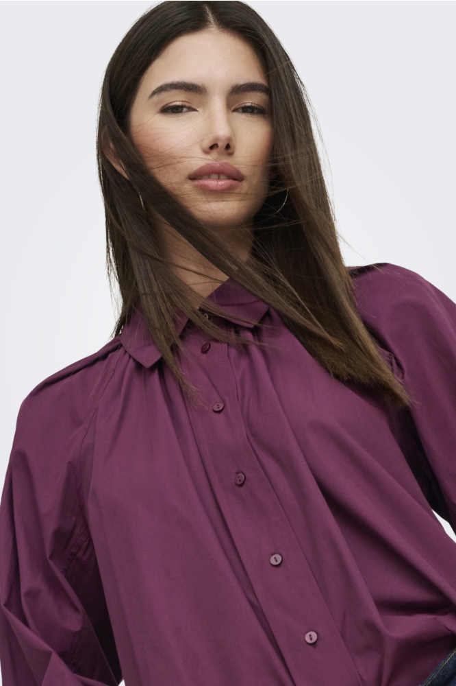 Only bordeaux dames blouse | Close up
