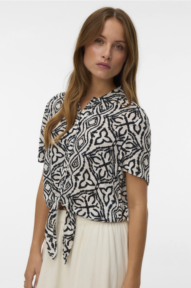 Vero Moda beige dames t-shirt | Model vooraanzicht