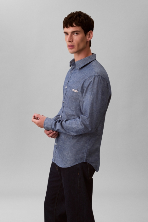 Calvin Klein blauwe heren overhemd | Model zijaanzicht