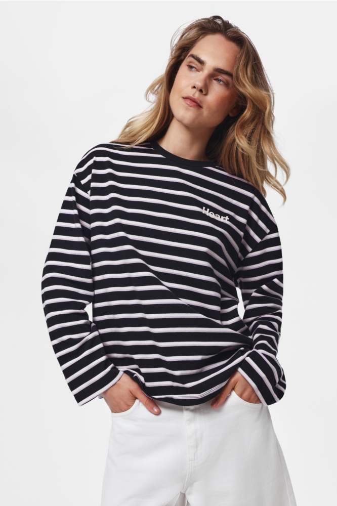 Pieces zwarte dames t-shirt | Model vooraanzicht