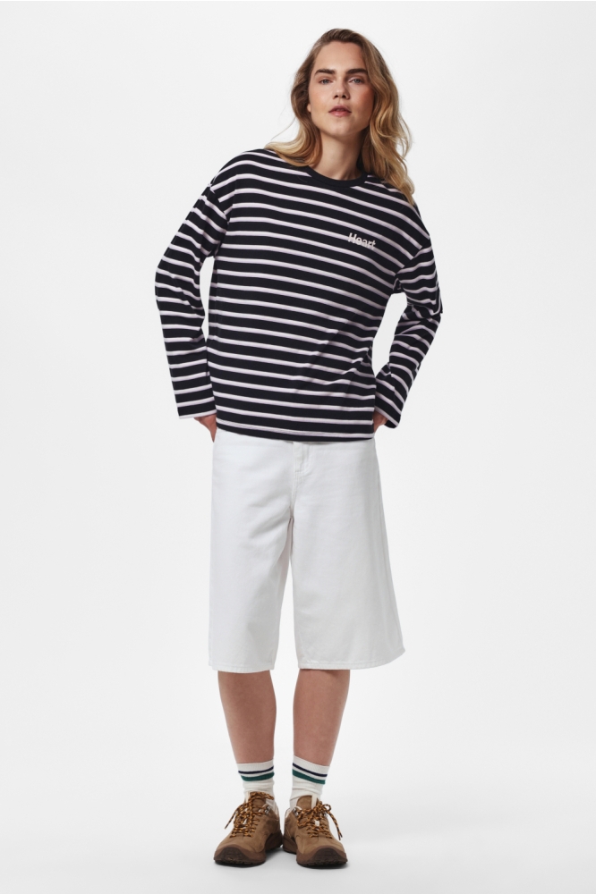 Pieces zwarte dames t-shirt | Model