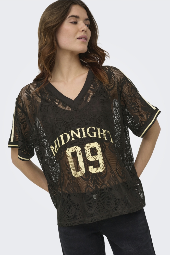 Only bruine dames t-shirt | Model vooraanzicht