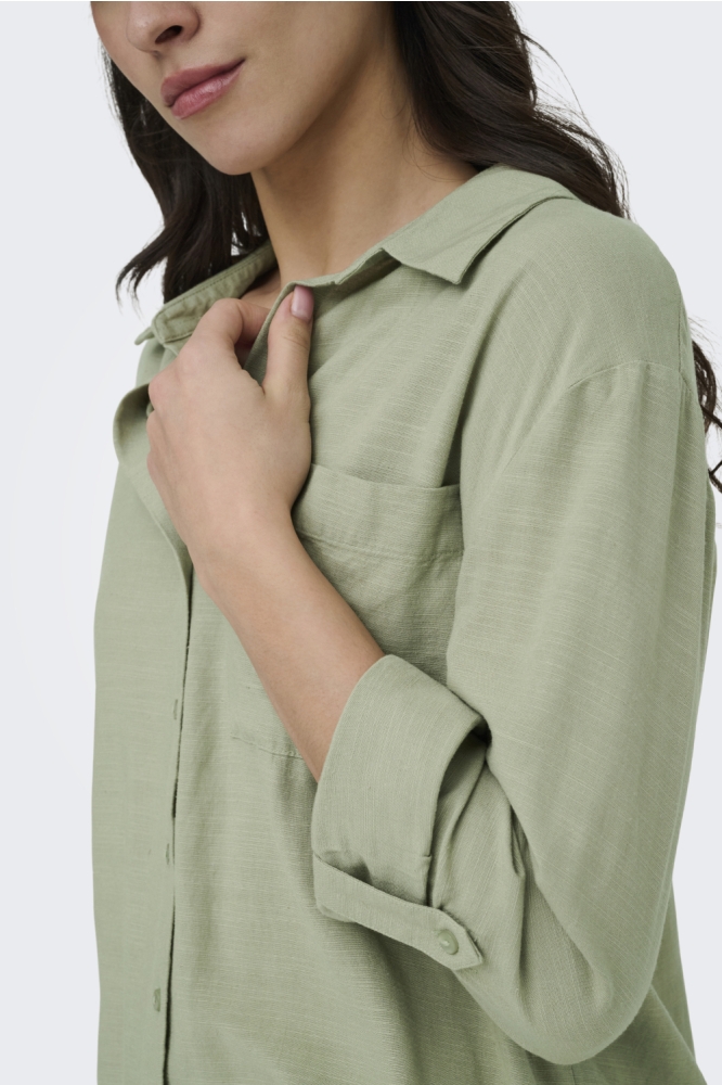 Jacqueline de Yong groene dames blouse | Close up