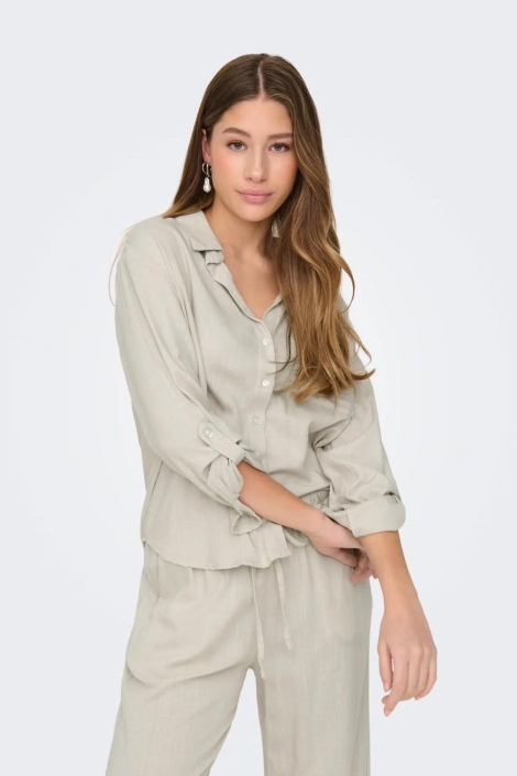 Jacqueline de Yong ecru dames blouse | Model vooraanzicht