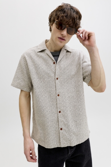 Jack & Jones jprbluwinson print dobby s/s shirt Beige