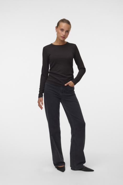 Vero Moda bruine dames t-shirt | Model