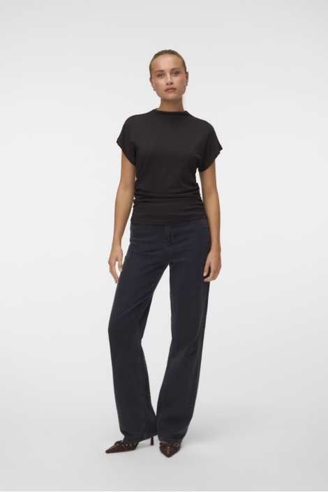 Vero Moda bruine dames t-shirt | Model
