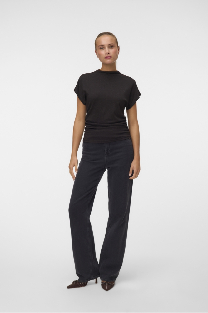 Vero Moda bruine dames t-shirt | Model