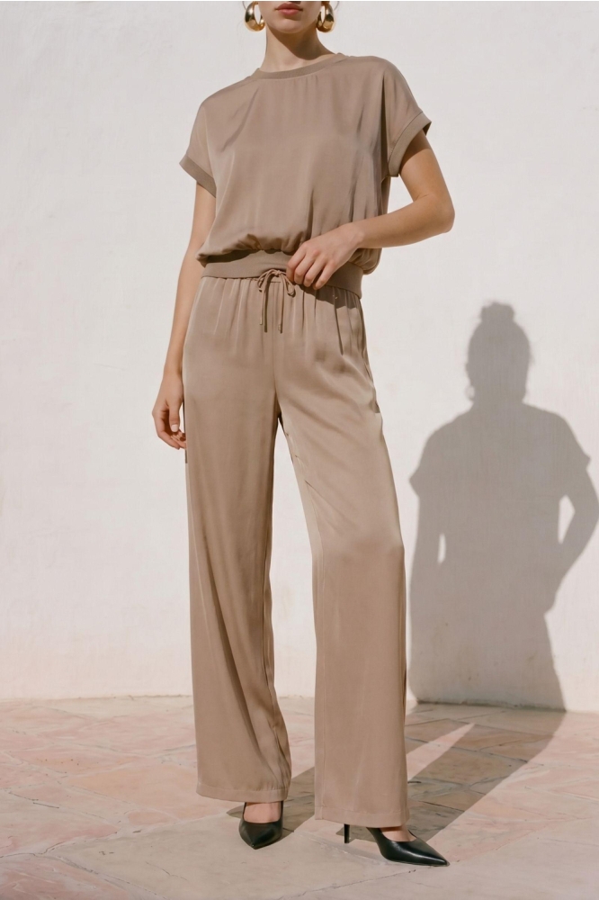 Vero Moda camel dames t-shirt | Model
