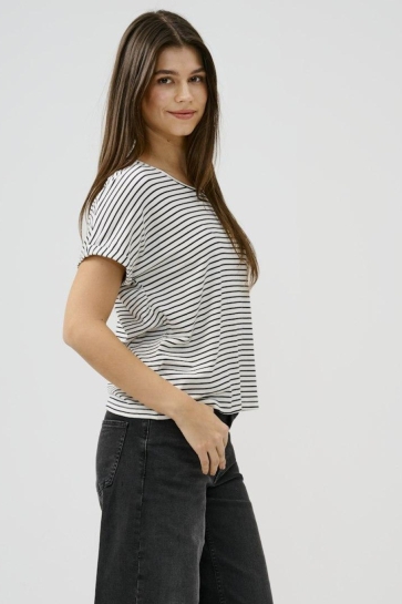 Jacqueline de Yong T-shirt JDYSISSY S/S O-NECK TOP JRS NOOS 15325267 Cloud Dancer/SKY CAPTAIN