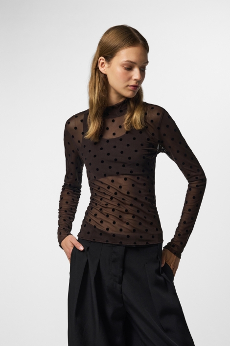 Pieces bruine dames top | Model vooraanzicht