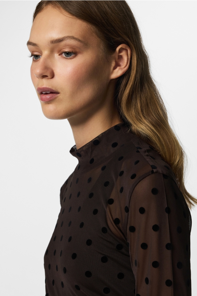 Pieces bruine dames top | Close up