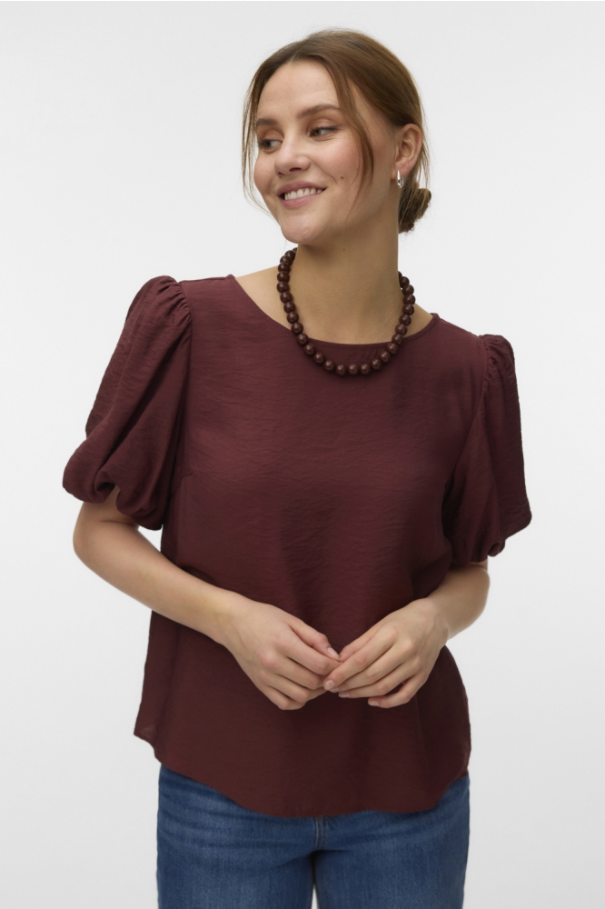Vero Moda bordeaux dames t-shirt | Model vooraanzicht