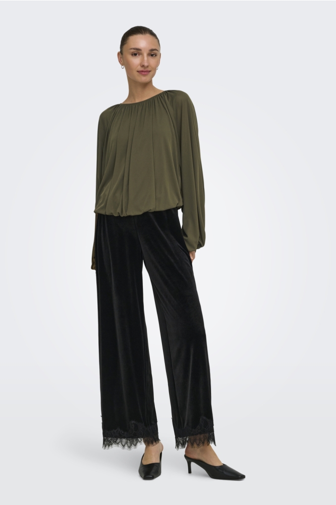 Jacqueline de Yong groene dames blouse | Model