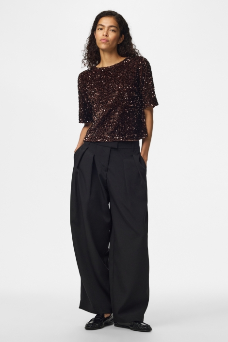 Pieces bruine dames t-shirt | Model
