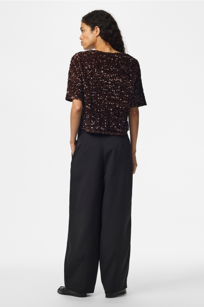 Pieces bruine dames t-shirt | Model