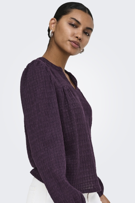 Only paarse dames blouse | Model zijaanzicht