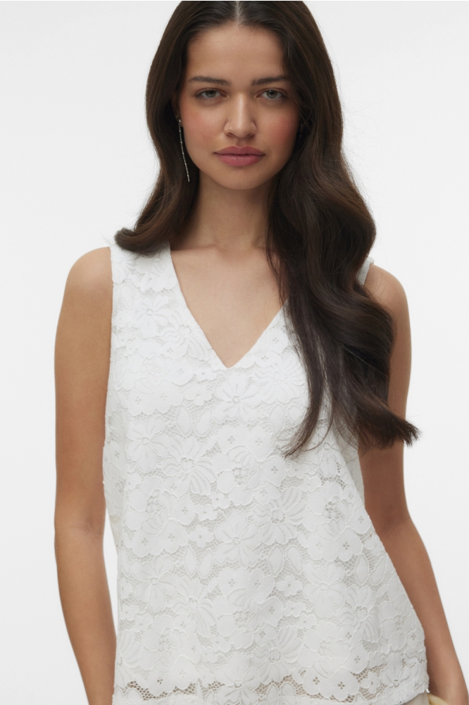 Vero Moda witte dames top | Model vooraanzicht