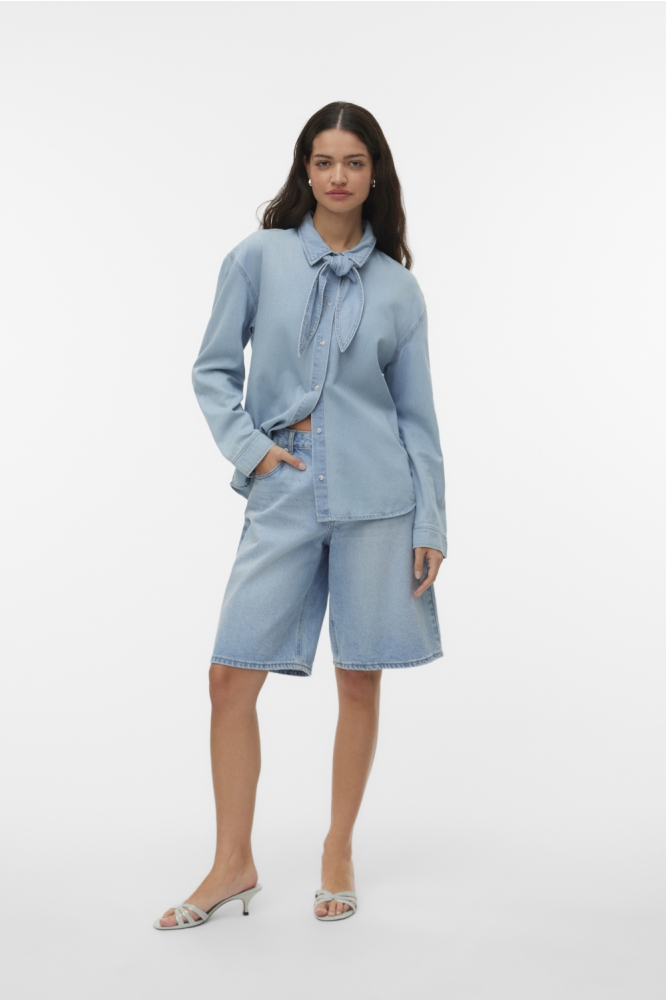 Vero Moda blauwe dames blouse | Model