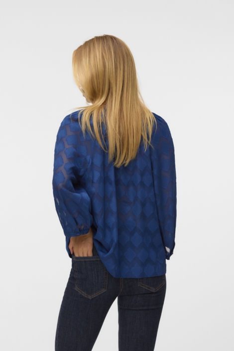 Vero Moda blauwe dames blouse | Model achteraanzicht