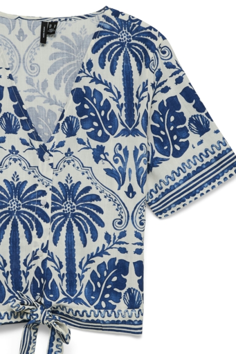 Vero Moda ecru dames blouse | Close up