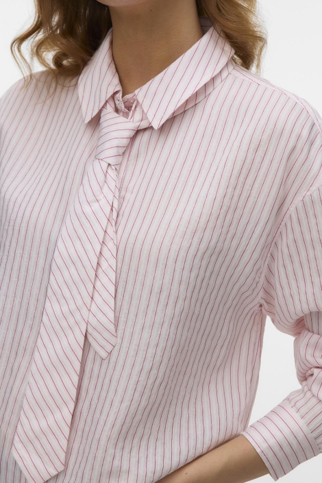 Vero Moda roze dames blouse | Close up