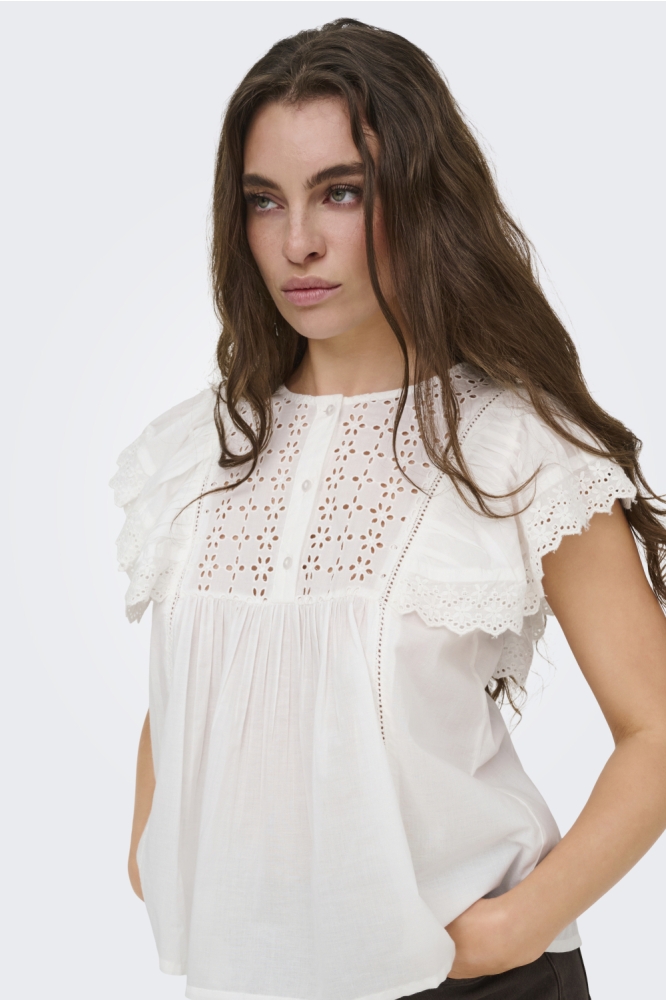 Jacqueline de Yong witte dames blouse | Model vooraanzicht