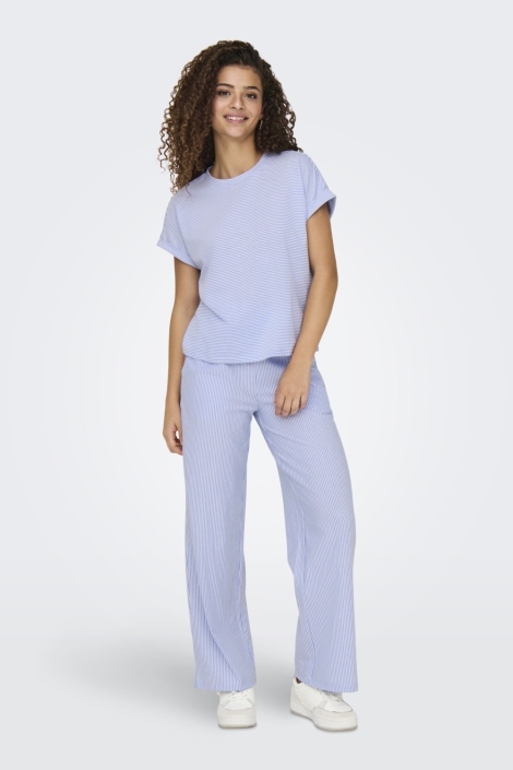 Jacqueline de Yong blauwe dames t-shirt | Model