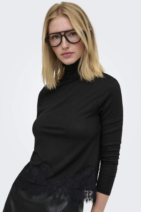 Jacqueline de Yong zwarte dames top | Model vooraanzicht