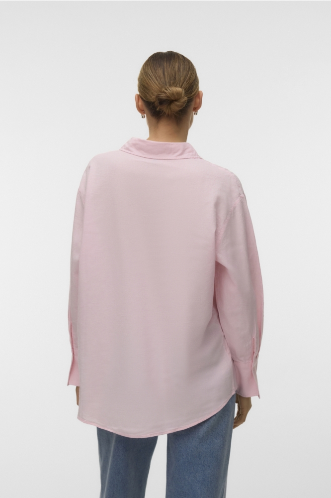 Vero Moda roze dames blouse | Model achteraanzicht