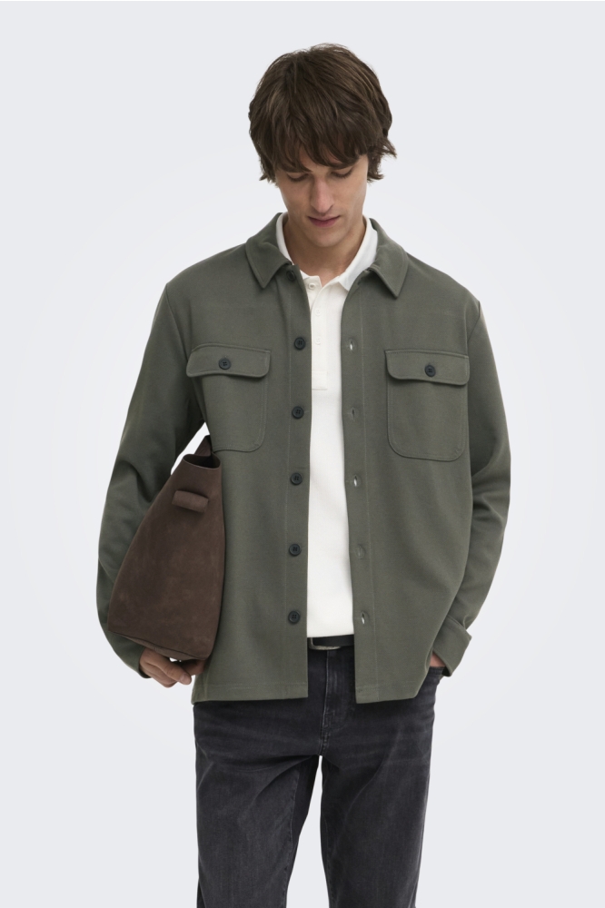 Only & Sons groene heren overhemd | Model vooraanzicht