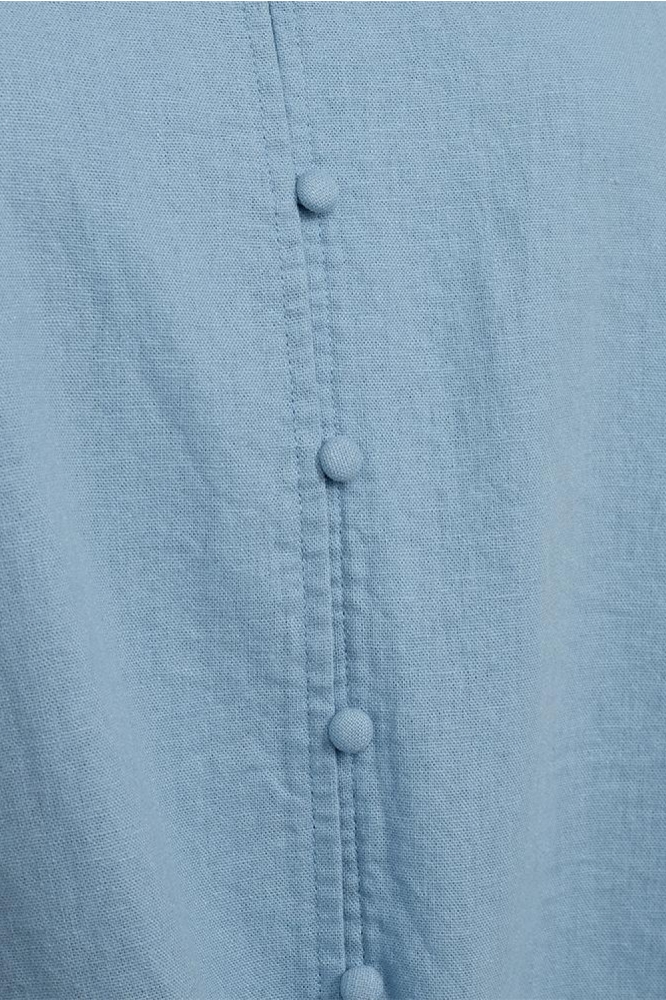 Freequent blauwe dames blouse | Close up