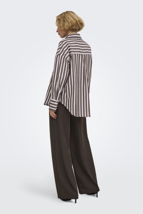 Only bruine dames blouse | Model