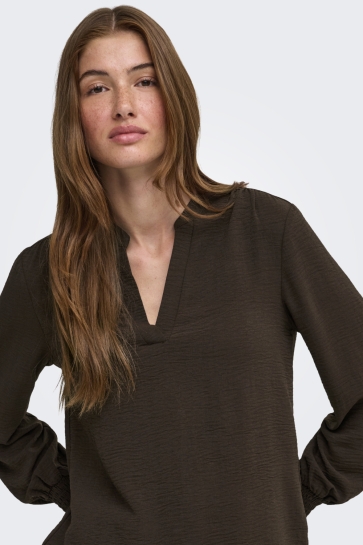 Only Blouse ONLMETTE V-NECK LS SMOCK TOP NOOS W 15284309 Coffee Bean