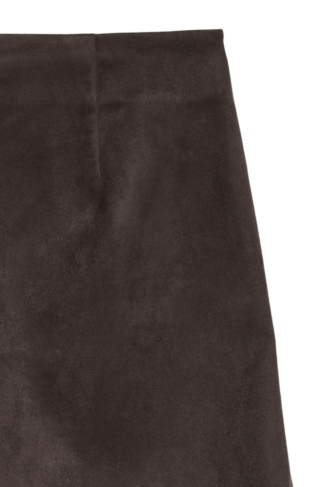 Vero Moda bruine dames korte broek | Close up