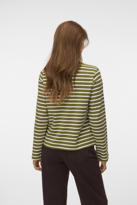 Vero Moda groene dames t-shirt | Model achteraanzicht