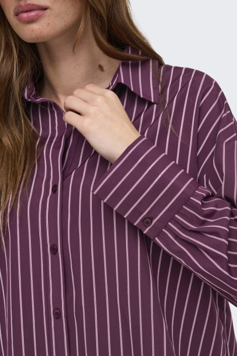 Only bordeaux dames blouse | Close up