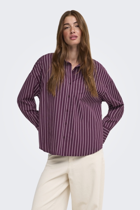 Only bordeaux dames blouse | Model vooraanzicht